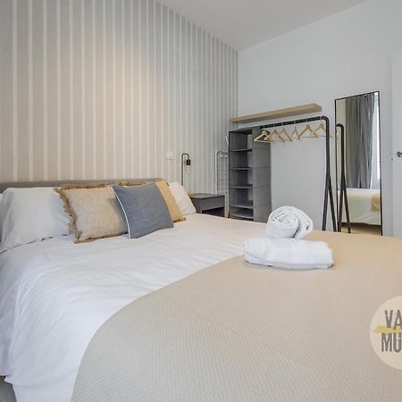 Spacious New Apartment Para 7 En La Plaza De Tirso De Molina Madryt Zewnętrze zdjęcie