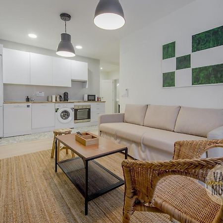 Spacious New Apartment Para 7 En La Plaza De Tirso De Molina Madryt Zewnętrze zdjęcie